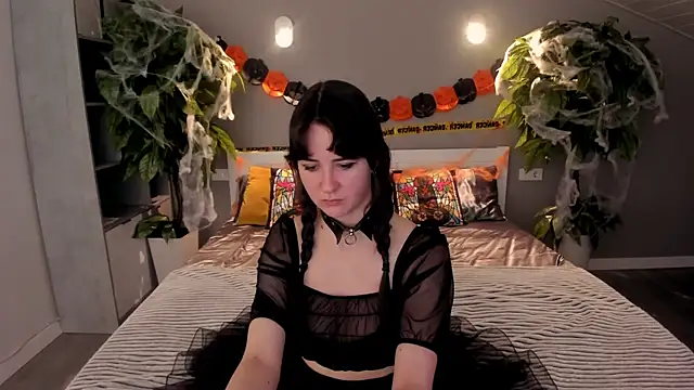 BerryDiva online show from October 2025 06:58:02 AM