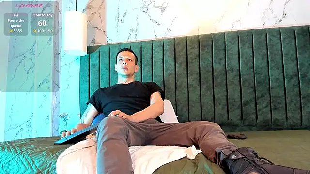 Dustin Sonne online show from September 2025 03:41:02 AM