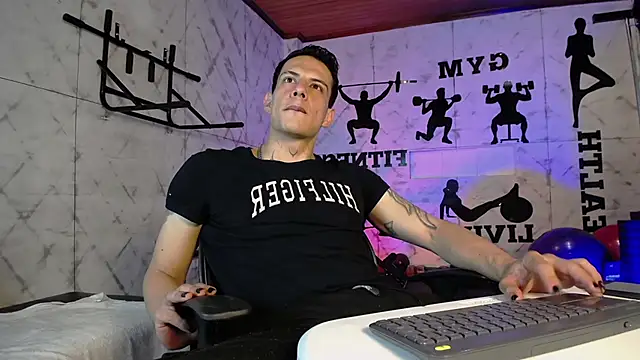 Dustin Sonne online show from May 2026 03:22:02 AM