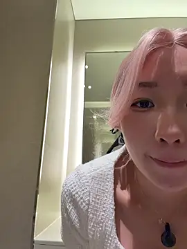 Snapshot of winter11 chatting on October 2025 08:22:01 AM winter11 online show from October 2025 08:22:01 AM