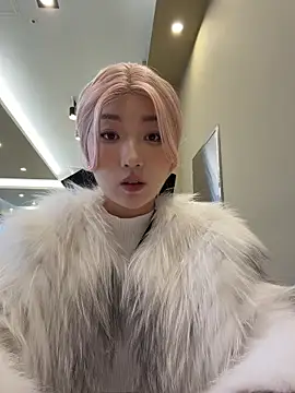 winter11 online show from January 2026 12:25:01 AM