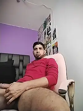 ashtoncooperr online show from October 2025 05:28:01 AM