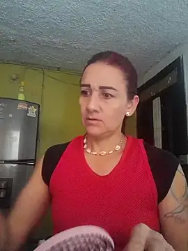 darling hott online show from November 2025 12:27:02 PM