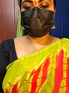 Snapshot of honey-flower chatting on September 2025 09:25:02 PM honey-flower online show from September 2025 09:25:02 PM