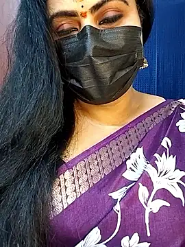 Snapshot of honey-flower chatting on September 2025 11:54:02 AM honey-flower online show from September 2025 11:54:02 AM