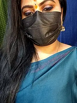 Snapshot of honey-flower chatting on September 2025 06:03:01 AM honey-flower online show from September 2025 06:03:01 AM