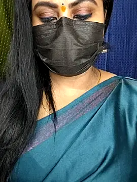 Snapshot of honey-flower chatting on September 2025 06:09:01 PM honey-flower online show from September 2025 06:09:01 PM