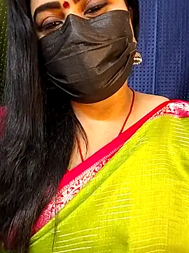 Snapshot of honey-flower chatting on September 2025 06:48:02 AM honey-flower online show from September 2025 06:48:02 AM