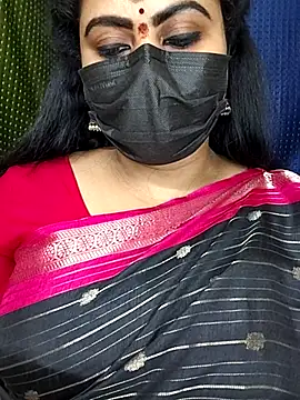 Snapshot of honey-flower chatting on September 2025 03:46:01 PM honey-flower online show from September 2025 03:46:01 PM