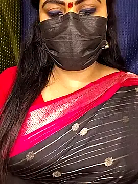 Snapshot of honey-flower chatting on September 2025 03:52:02 AM honey-flower online show from September 2025 03:52:02 AM