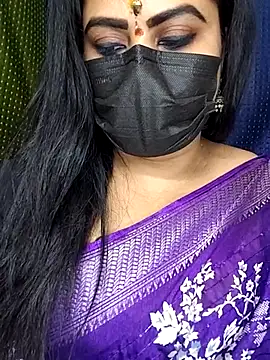 Snapshot of honey-flower chatting on September 2025 03:58:02 PM honey-flower online show from September 2025 03:58:02 PM