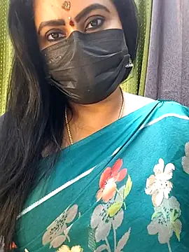 Snapshot of honey-flower chatting on November 2025 01:34:02 PM honey-flower online show from November 2025 01:34:02 PM