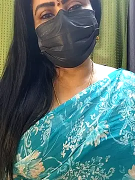 Snapshot of honey-flower chatting on November 2025 07:52:02 AM honey-flower online show from November 2025 07:52:02 AM