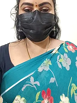 Snapshot of honey-flower chatting on November 2025 09:53:01 AM honey-flower online show from November 2025 09:53:01 AM