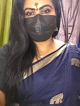 Snapshot of honey-flower chatting on November 2025 07:12:01 AM honey-flower online show from November 2025 07:12:01 AM