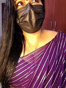 Snapshot of honey-flower chatting on December 2025 07:14:02 AM honey-flower online show from December 2025 07:14:02 AM