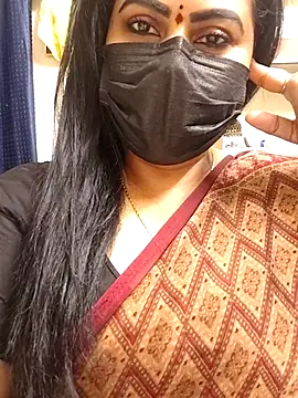 Snapshot of honey-flower chatting on December 2025 12:18:01 AM honey-flower online show from December 2025 12:18:01 AM