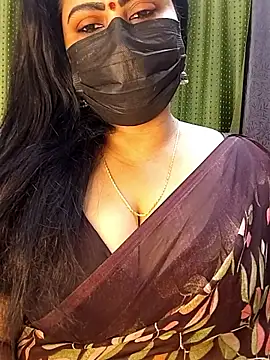 Snapshot of honey-flower chatting on January 2026 01:59:02 PM honey-flower online show from January 2026 01:59:02 PM