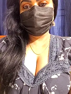 Snapshot of honey-flower chatting on February 2026 01:44:02 AM honey-flower online show from February 2026 01:44:02 AM