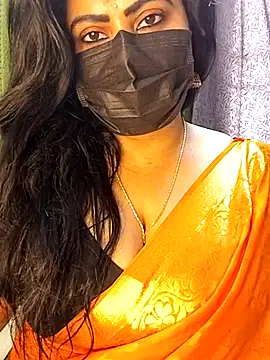 Snapshot of honey-flower chatting on February 2026 06:29:02 AM honey-flower online show from February 2026 06:29:02 AM