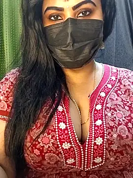 Snapshot of honey-flower chatting on February 2026 01:48:02 PM honey-flower online show from February 2026 01:48:02 PM