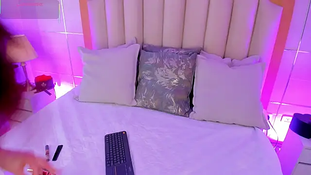 MaddieParker online show from February 2026 07:36:02 PM