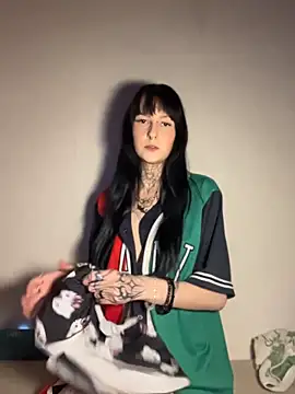 Seductively4 20 online show from May 2026 10:05:01 PM