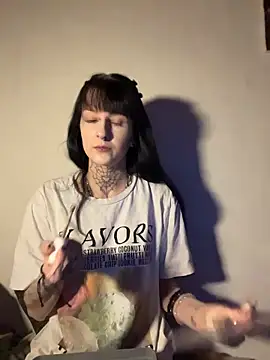 Seductively4 20 online show from May 2026 09:35:02 PM