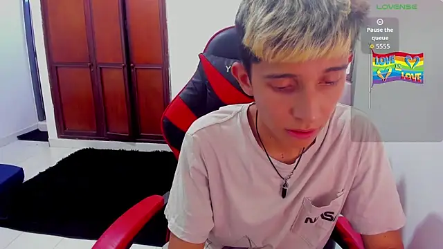 Snapshot of gomitaboy_1 chatting on September 2025 08:41:01 PM gomitaboy 1 online show from September 2025 08:41:01 PM