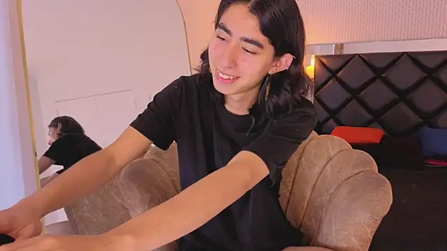 Snapshot of ryo_light chatting on March 2026 04:03:01 AM ryo light online show from March 2026 04:03:01 AM