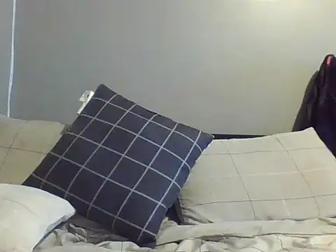 Snapshot of mikyng chatting on December 2025 03:56:01 AM mikyng online show from December 2025 03:56:01 AM