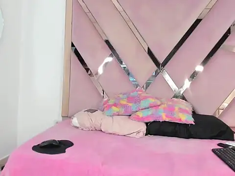 Snapshot of Akiraht chatting on September 2025 09:27:02 PM Akiraht online show from September 2025 09:27:02 PM