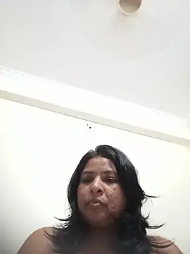 Snapshot of srimasrima chatting on June 2026 04:00:02 PM srimasrima online show from June 2026 04:00:02 PM