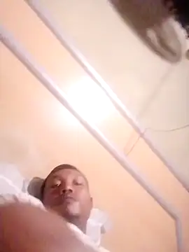 KingCruze online show from January 2026 12:58:01 AM