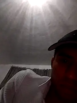 RSantilMorgt online show from April 2026 01:14:01 AM