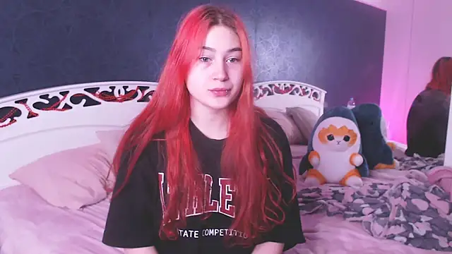 Lili Luuu online show from January 2026 12:55:01 PM