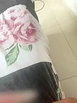 Snapshot of Mmsant21 chatting on December 2025 02:56:01 PM Mmsant21 online show from December 2025 02:56:01 PM