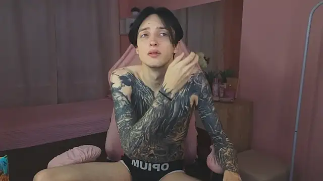 Snapshot of Martin_Jin chatting on November 2025 12:16:02 PM Martin Jin online show from November 2025 12:16:02 PM