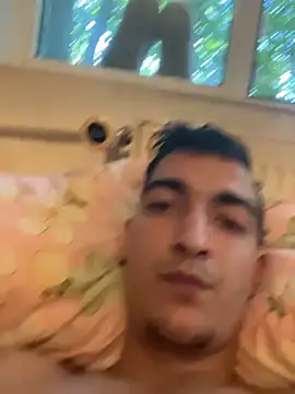 Leynad2000 online show from May 2026 03:42:01 PM