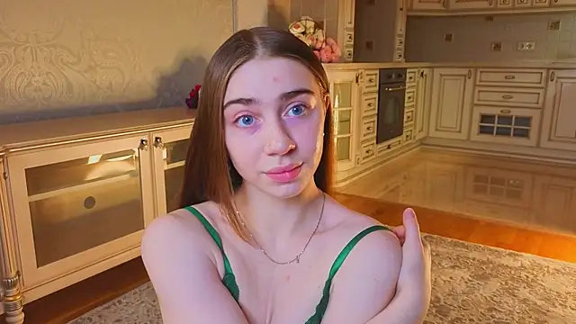 Snapshot of EadlinGillim chatting on October 2025 03:15:02 AM EadlinGillim online show from October 2025 03:15:02 AM