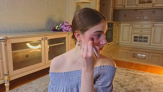 Snapshot of EadlinGillim chatting on October 2025 03:07:02 AM EadlinGillim online show from October 2025 03:07:02 AM