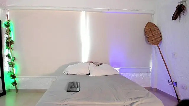 Snapshot of catleya_noire chatting on October 2025 08:07:02 PM catleya noire online show from October 2025 08:07:02 PM