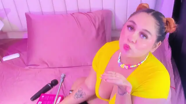 sharlotthe bigass online show from June 2026 03:05:02 AM