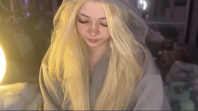 Snapshot of nikoli_naw chatting on February 2026 08:50:01 PM nikoli naw online show from February 2026 08:50:01 PM