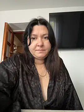 Snapshot of Liza_Will chatting on November 2025 06:18:02 AM Liza Will online show from November 2025 06:18:02 AM