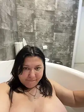 Snapshot of Liza_Will chatting on November 2025 08:13:02 PM Liza Will online show from November 2025 08:13:02 PM