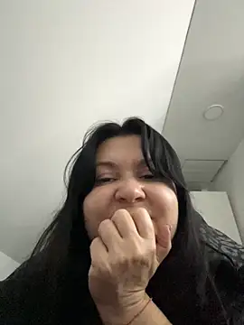 Snapshot of Liza_Will chatting on November 2025 10:03:02 PM Liza Will online show from November 2025 10:03:02 PM