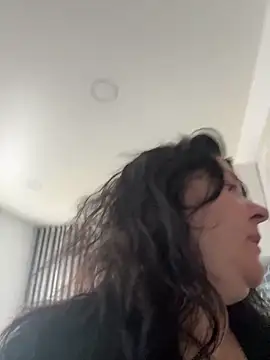 Snapshot of Liza_Will chatting on February 2026 06:23:01 AM Liza Will online show from February 2026 06:23:01 AM