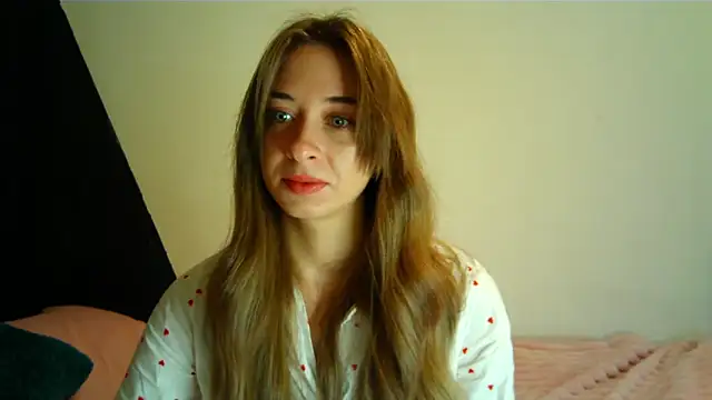 Snapshot of karinessa chatting on February 2026 06:05:01 PM karinessa online show from February 2026 06:05:01 PM