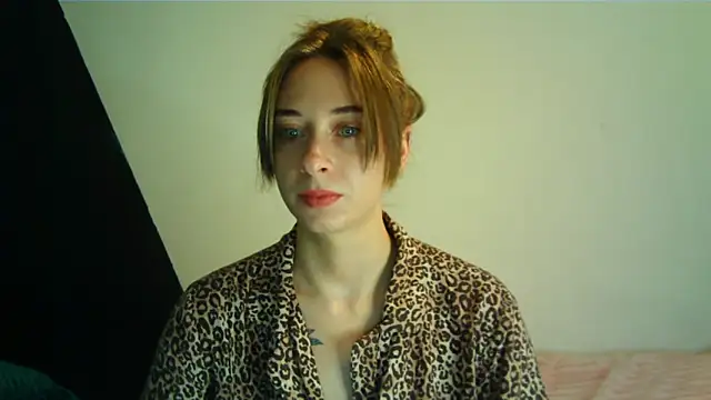 Snapshot of karinessa chatting on February 2026 10:59:01 AM karinessa online show from February 2026 10:59:01 AM